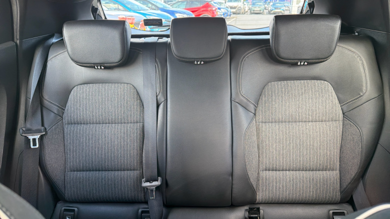 Renault Clio 1.0 TCe 90 SE Edition 5dr Petrol Hatchback